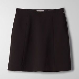 Aritzia Babaton Hopper Skirt Black NWOT size 2
